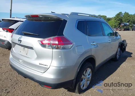 2015 Nissan Rogue Sv z USA, uszkodzony, nr VIN 5N1AT2MV3FC855081